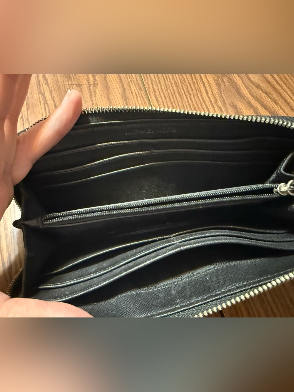 Michael Kors Black Zip Around Leather Wallet Gold Logo Continental Organizer - Picture 4 of 6